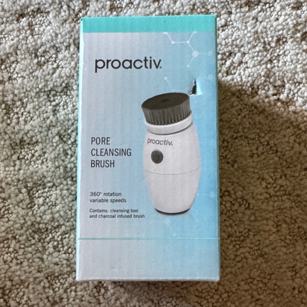 Proactiv Pore Cleansing Brush.  New in box.